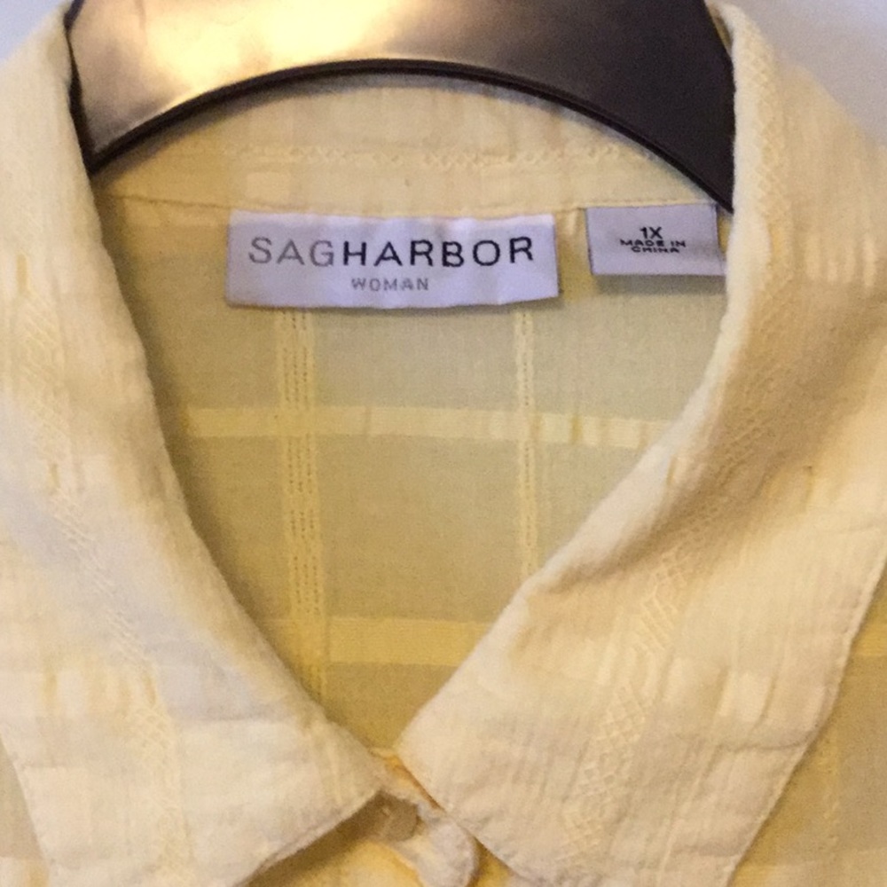 Summer blouse - Picture 2 of 3
